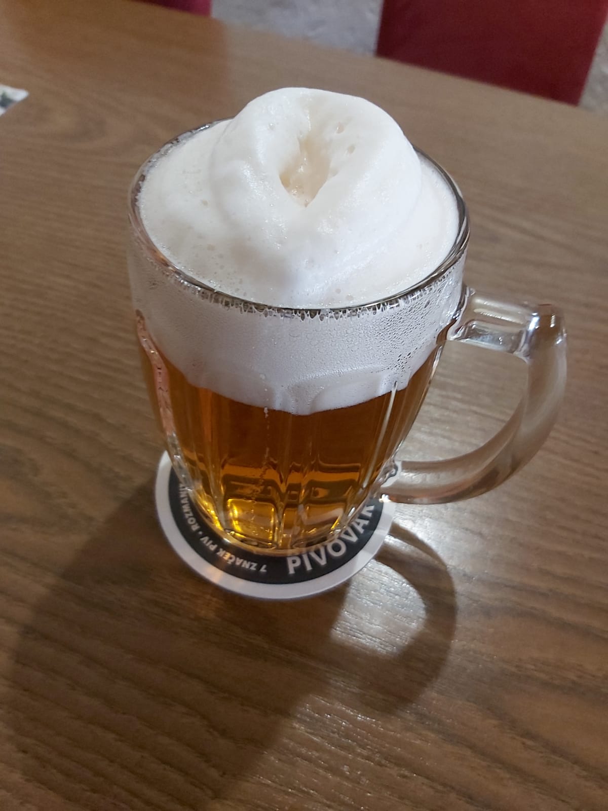 Frisch gezapftes Bier